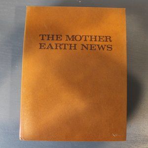 Binder of The Mother Earth News Magazines- Volumes 52- 58 (7 of 13)